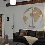 Victoria's House 3*