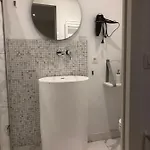Victoria's House 아파트호텔 3*