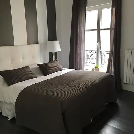 Victoria's House アパートホテル