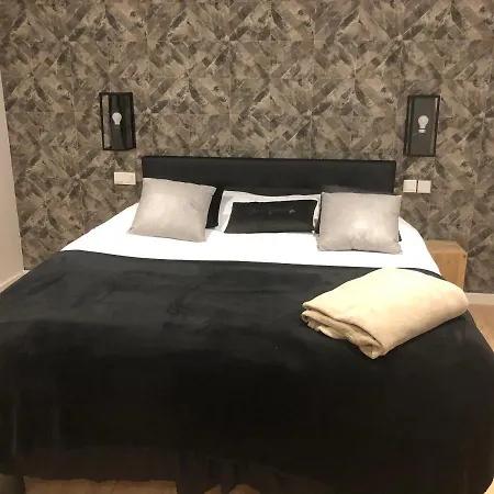 Aparthotel Victoria's House