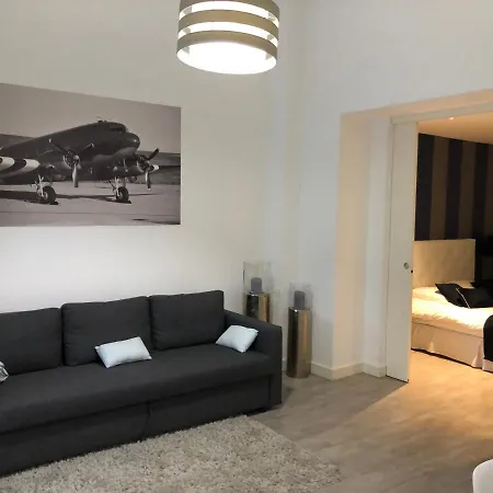 Victoria's House Aparthotel 4*