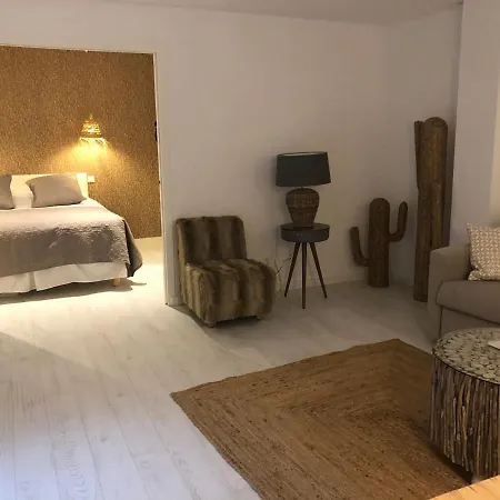 アパートホテル Victoria's House 4*