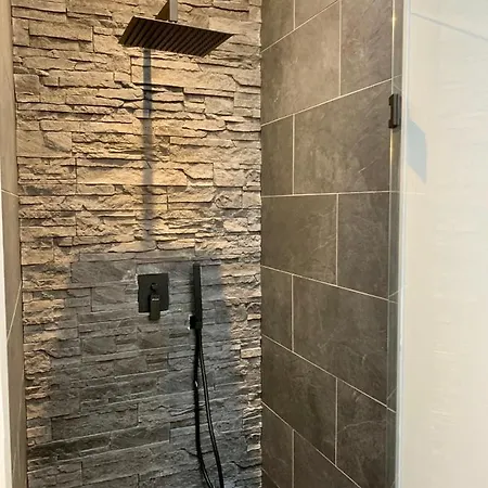 Victoria's House アパートホテル